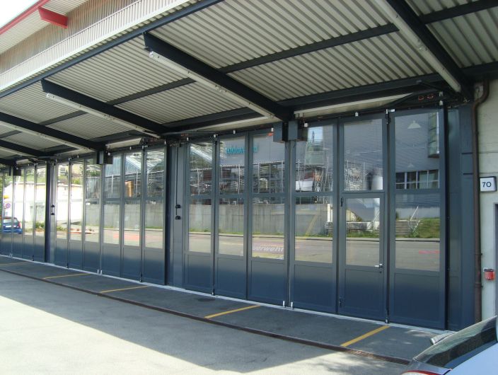 Sliding Doors Feuerwehr Thalwil